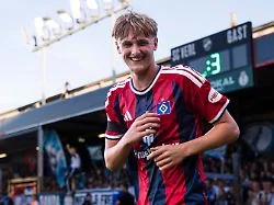 Jüngster Torschütze: HSV-Youngster knackt alten Rekord von Uwe Seeler