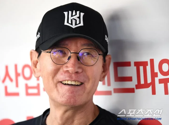 "초반 빅이닝? 뒤집었잖아!" 뿌듯한 강철매직, 경기도 선두도 뒤집은 KT 1위 탈환 "우리에게 포기란 없다" [수원승장]