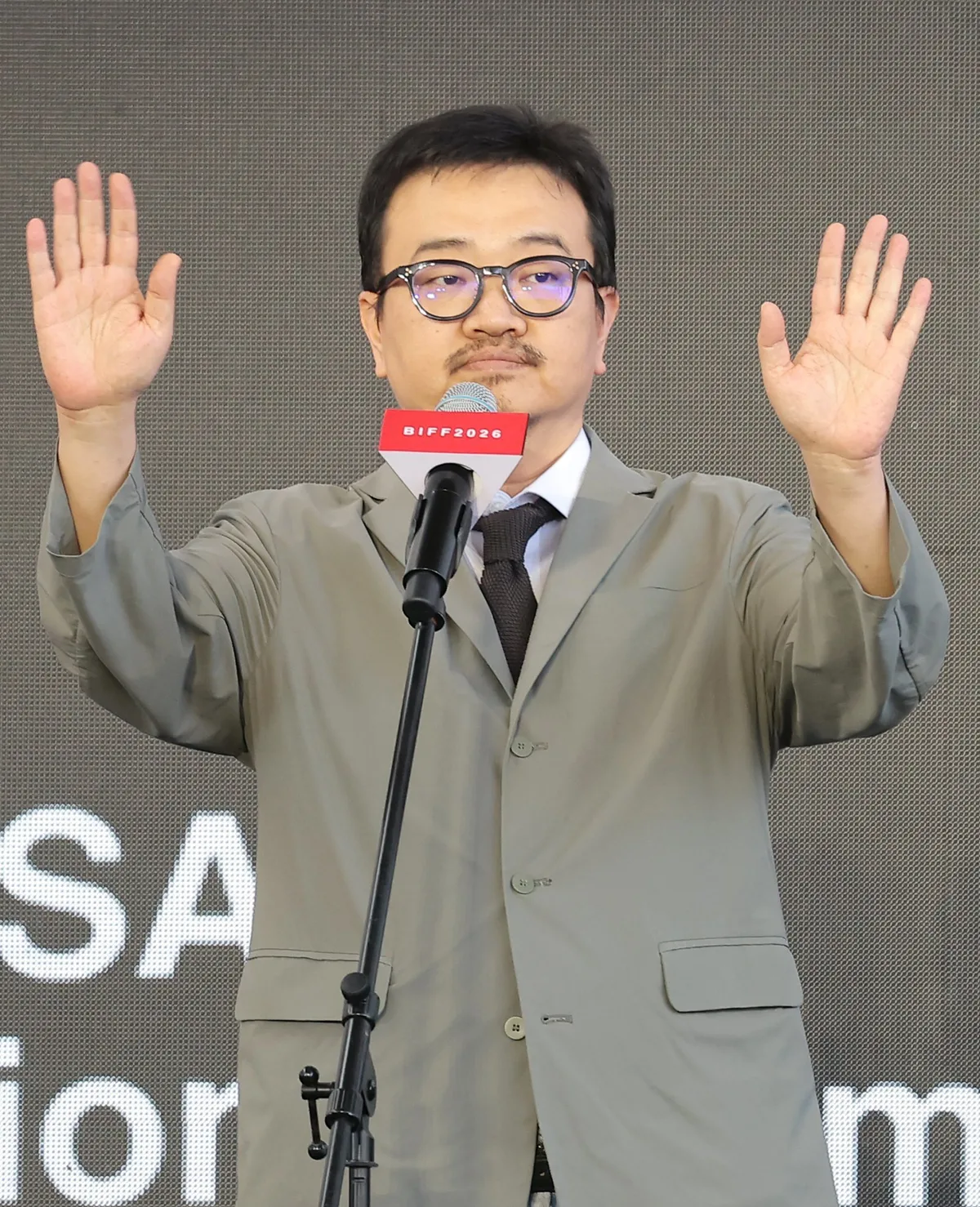 연상호 감독 “‘돼지왕’ 반응 난리…부국제 덕에 먹고 살고 있어” [31st BIFF]