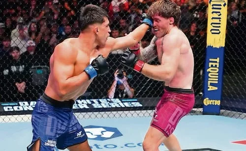 Cristian Pérez celebra que ahora su abuela podrá verlo pelear en la UFC