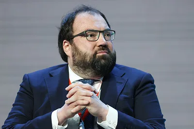 Шадаев оценил новый механизм Google верификации разработчиков приложений
