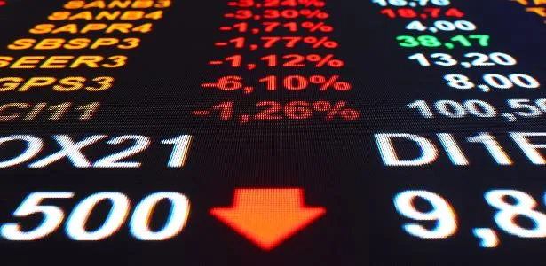 Dólar a R$ 5,15 e Bolsa ficam estáveis com PIB dos EUA e deflação no Brasil