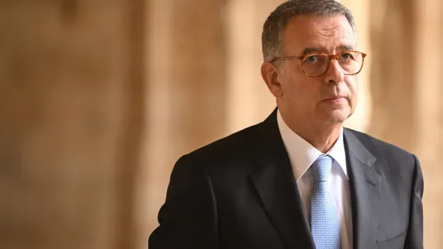 Presidente da República promulga "lei das burcas"