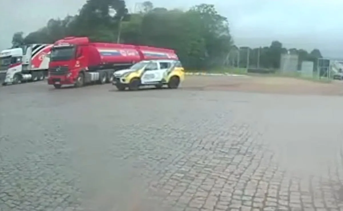 Policiais militares denunciados por roubo a caminhoneiro na BR-376 divergem em depoimento à polícia