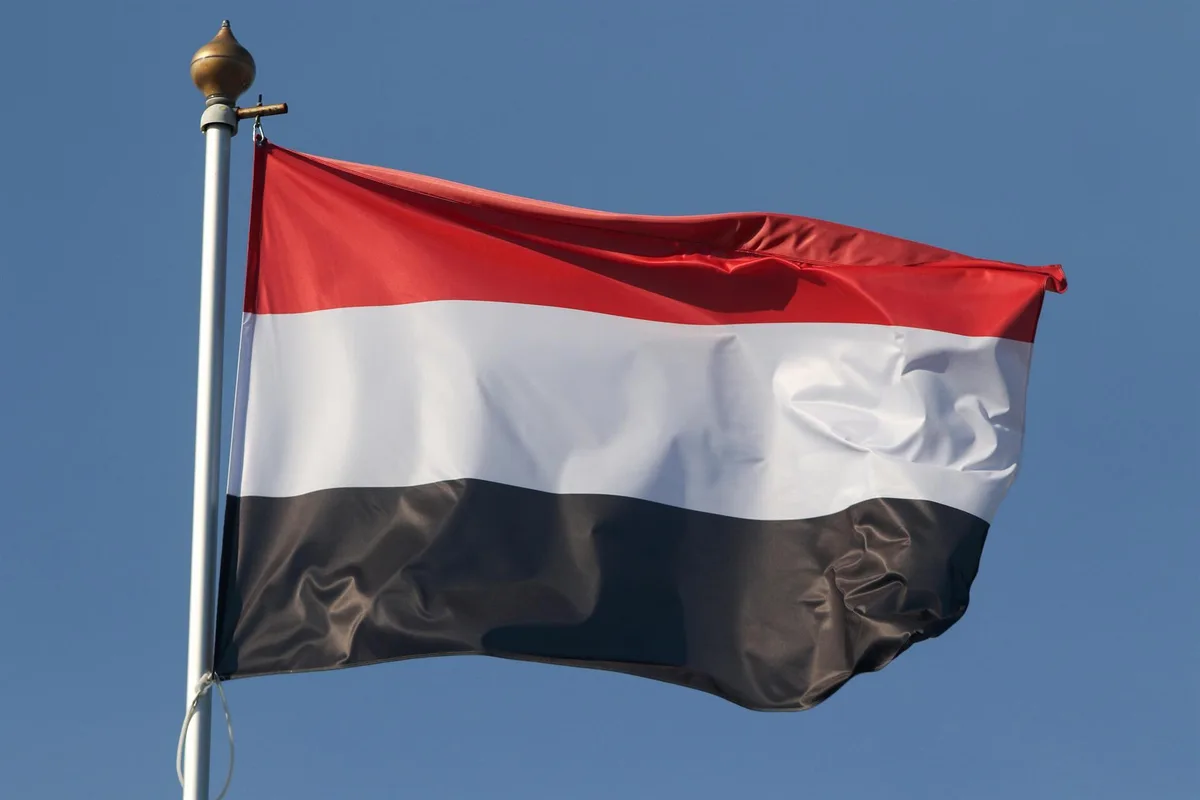 Dirigente yemení acusa a los hutíes de bloquear la paz y exige recuperar Saná y las instituciones del Estado