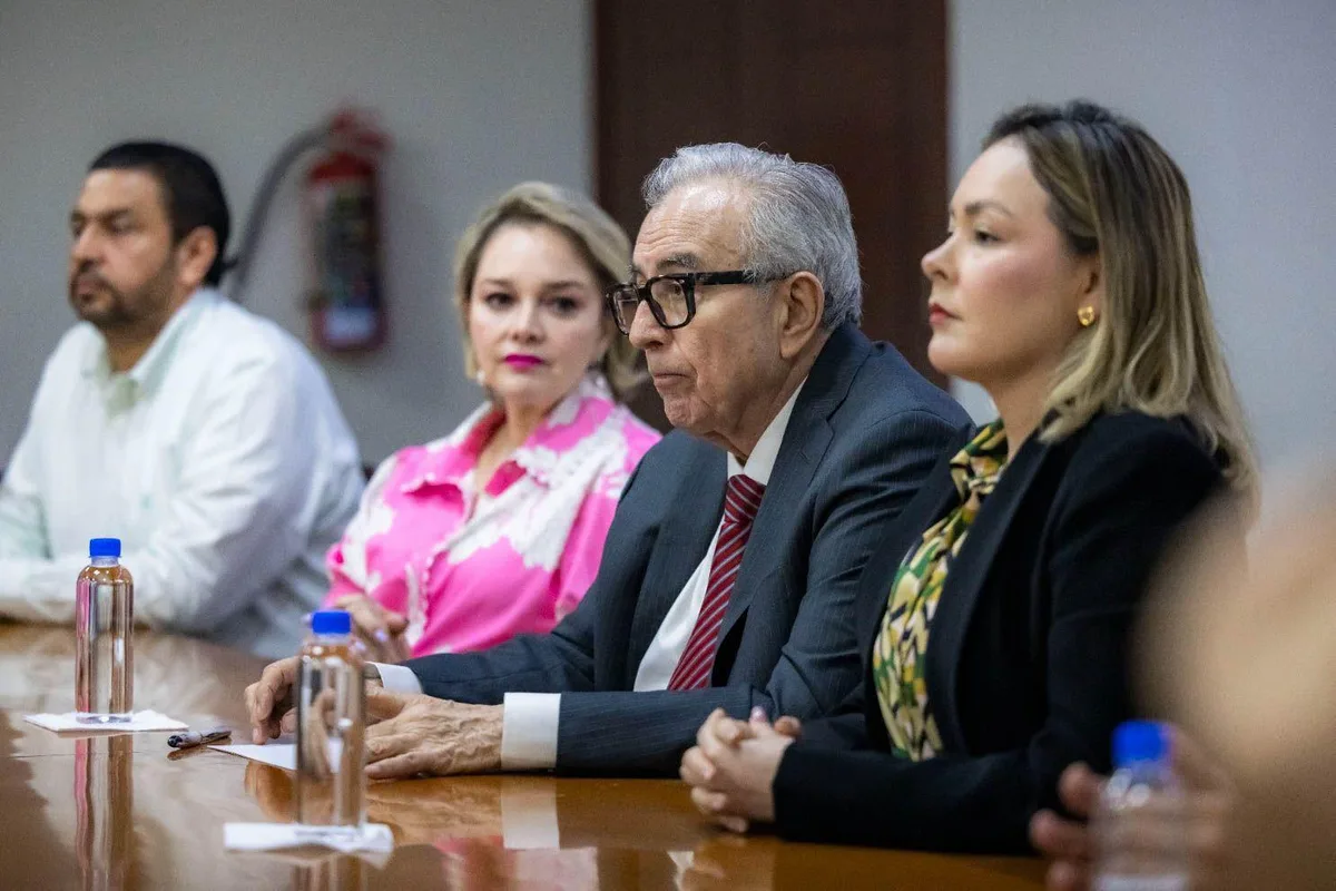 Congreso de Sinaloa aprueba segunda licencia indefinida de Rubén Rocha Moya