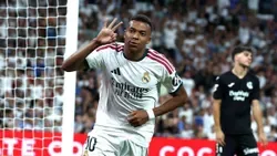 Mourinho rende-se a Mbappé: «Este rapaz é incrível, o que fez é de loucos»