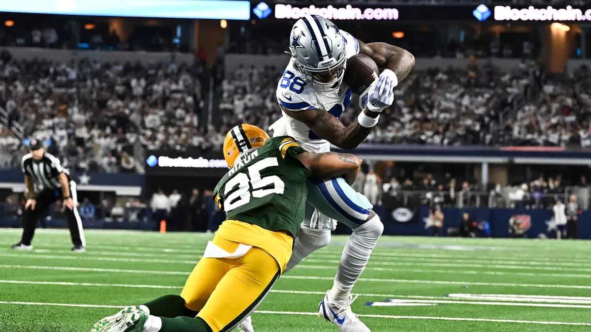 NFL Live Tracker: Cowboys vs. Packers