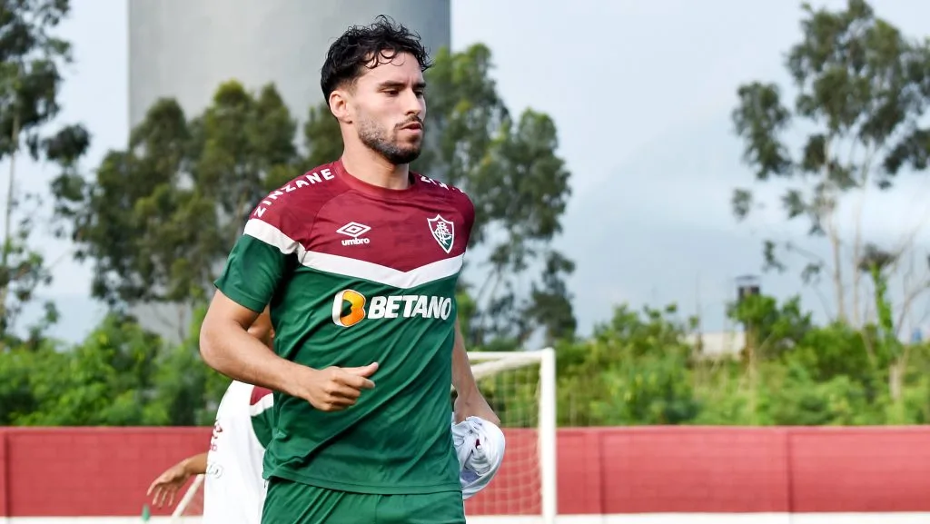 Martinelli sofre lesão no joelho e preocupa Fluminense na reta final da Libertadores
