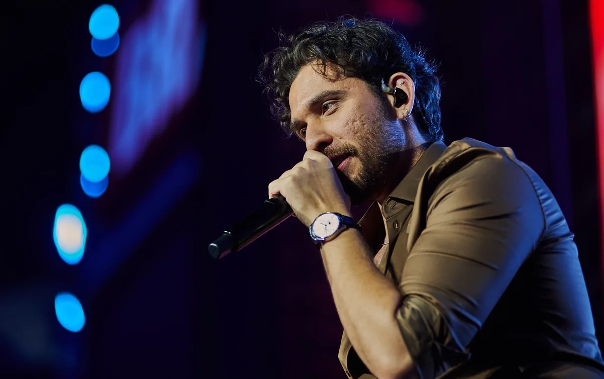 Show de Gustavo Mioto é eleito o melhor da Festa do Peão de Barretos 2026, de acordo com leitores do g1