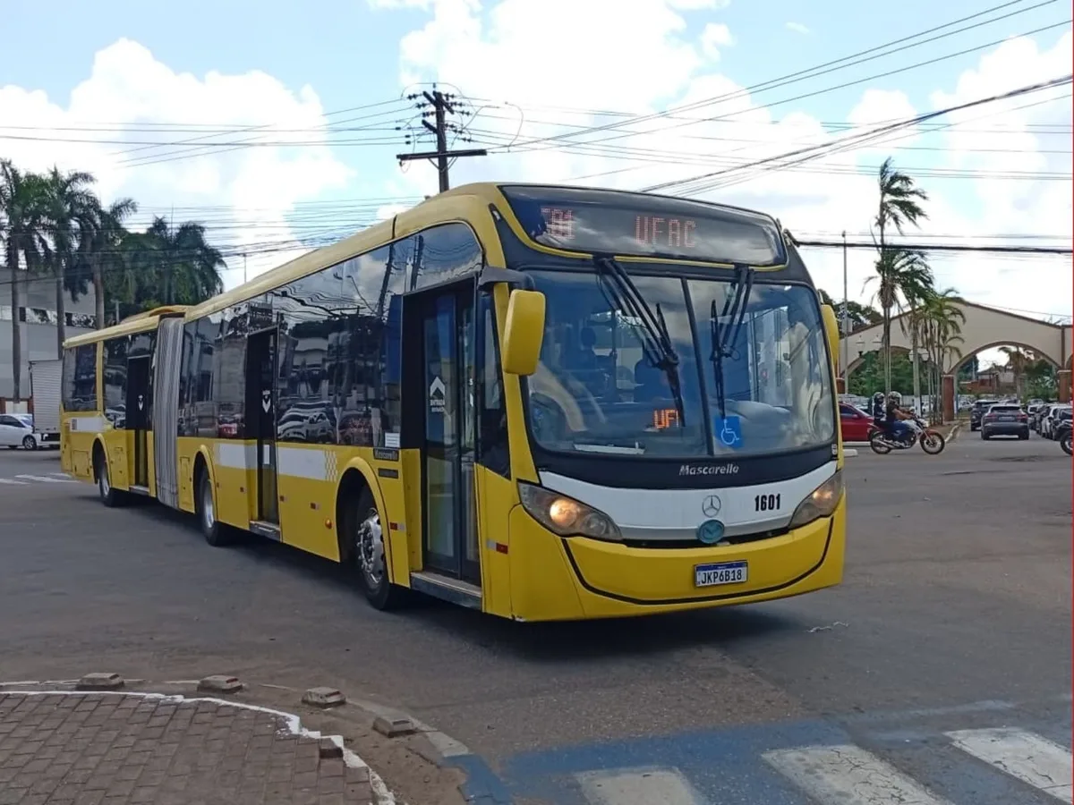Grupo para acompanhar transição para nova empresas do transporte coletivo é criado em Rio Branco