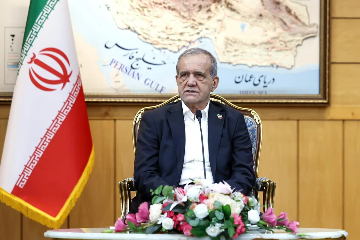 Pezeshkian afirma que Irán "adoptará inmediatamente medidas recíprocas" si EEUU cumple el memorando de junio