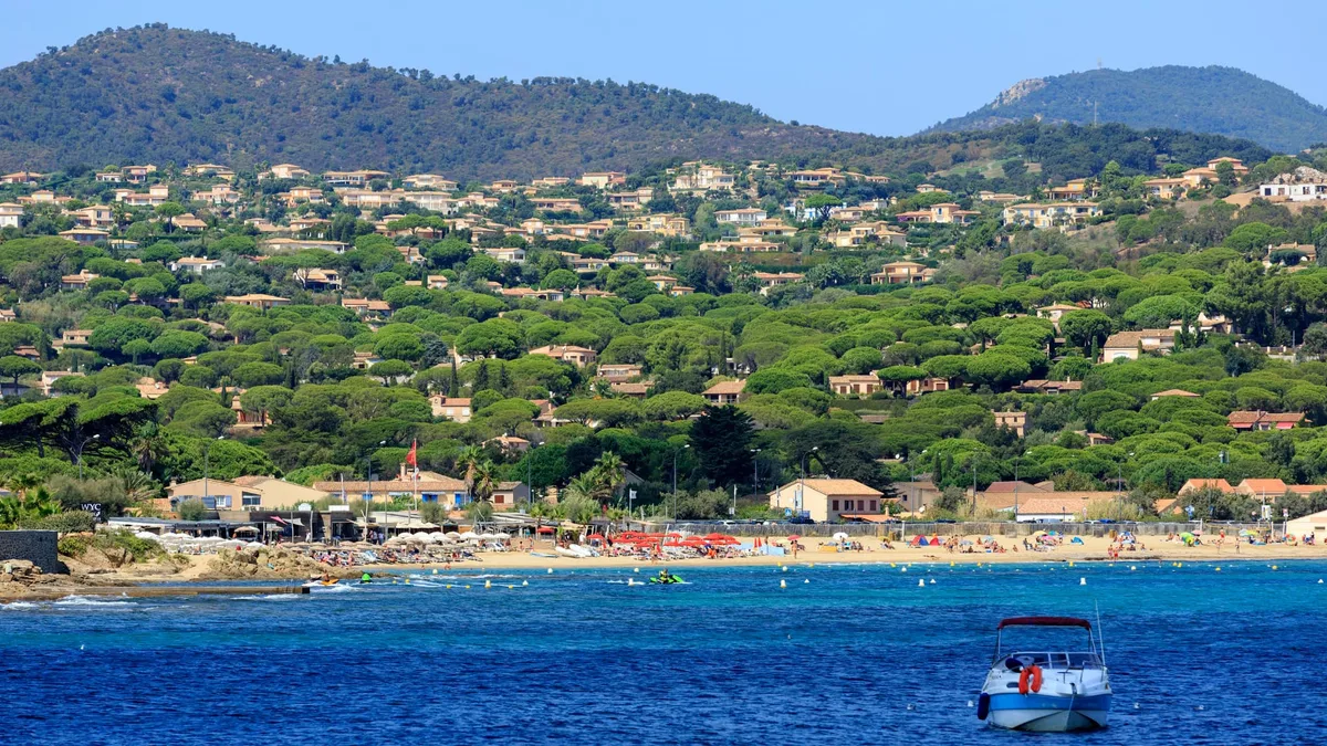 Un engin explosif détecté au large de Sainte-Maxime, un important dispositif sécurité mis en place