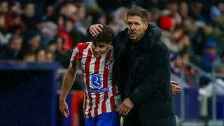 Diego Simeone intenta apagar el incendio con Julián Álvarez y lo convoca para el próximo partido