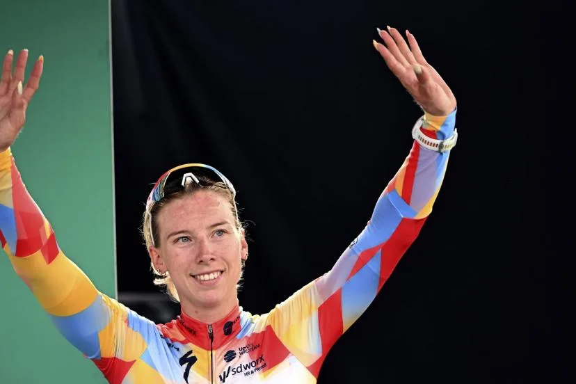 Lorena Wiebes signe un quadruplé en cinq étapes sur le Tour de Grande-Bretagne, Kim Le Court-Piennaar s'offre la victoire finale