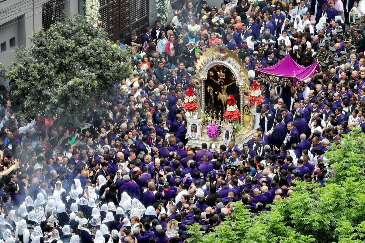 ¿Cómo llegar al santuario de Las Nazarenas para ver al Señor de los Milagros? Rutas a pie, transporte público y accesos