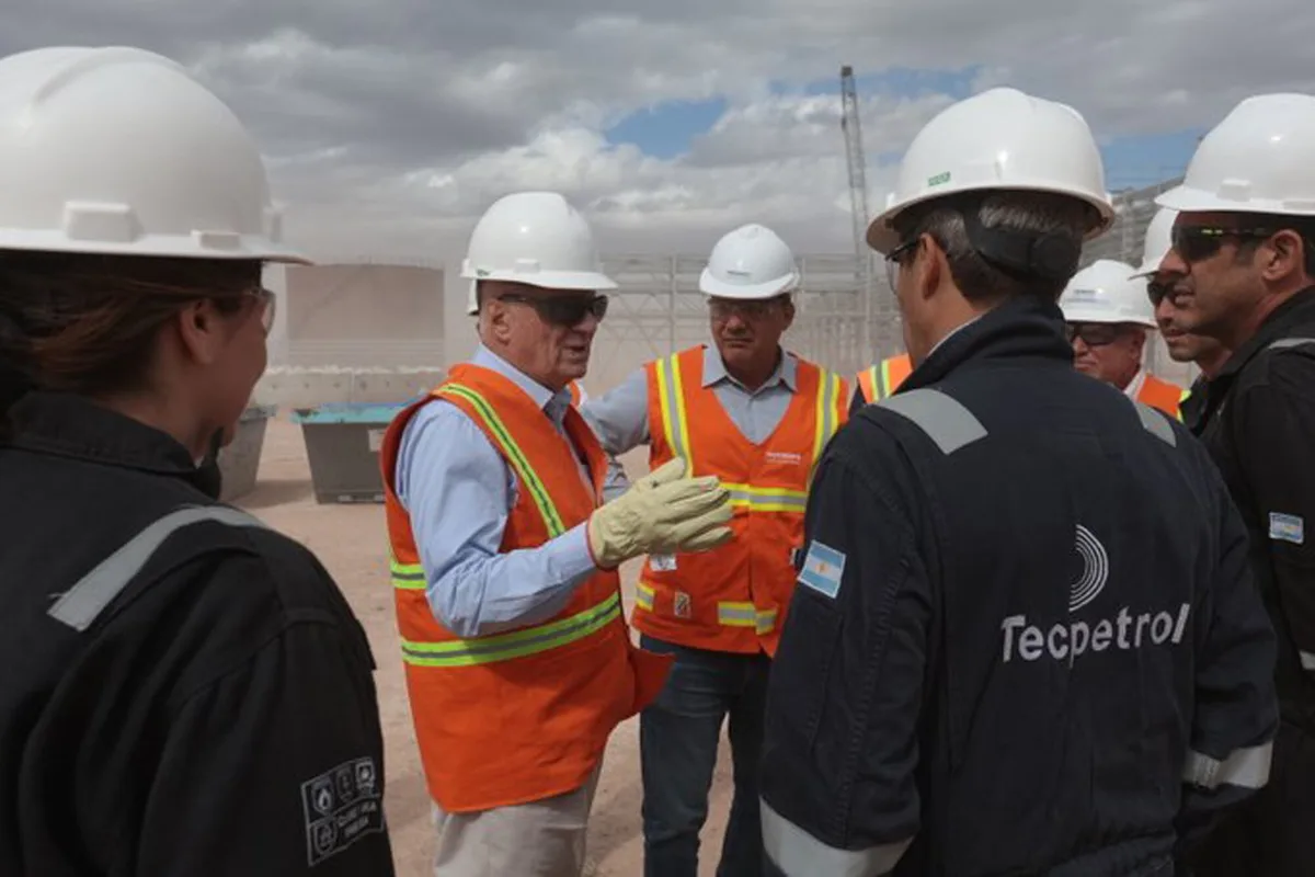 El Gobierno aprobó el RIGI para la mayor inversión de la historia de la petrolera de Techint: US$6400 millones