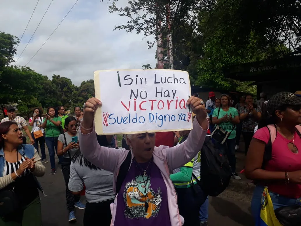 Maestros y sindicatos convocan marcha por salarios dignos el 24Sep