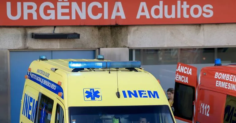 Açores. Governo defende o modelo do Suporte Imediato de Vida