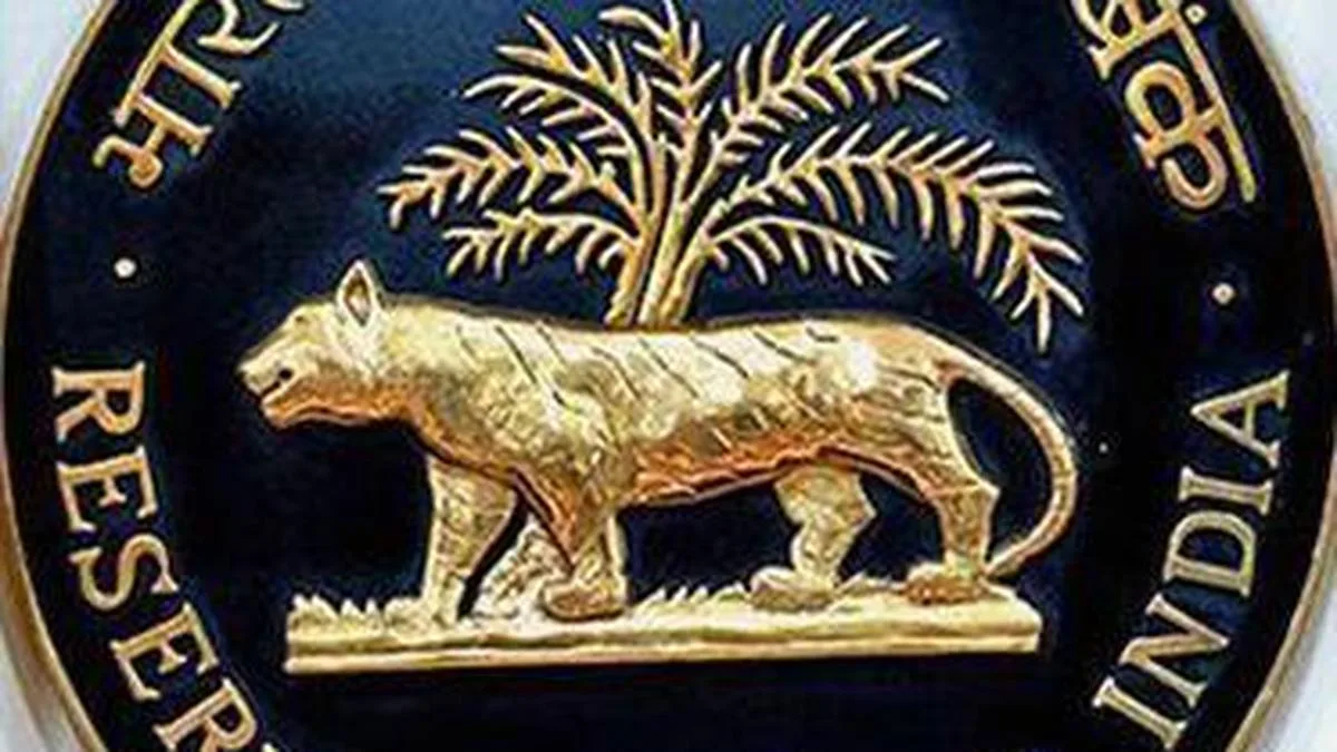 RBI appoints Suman Ray as Executive Director