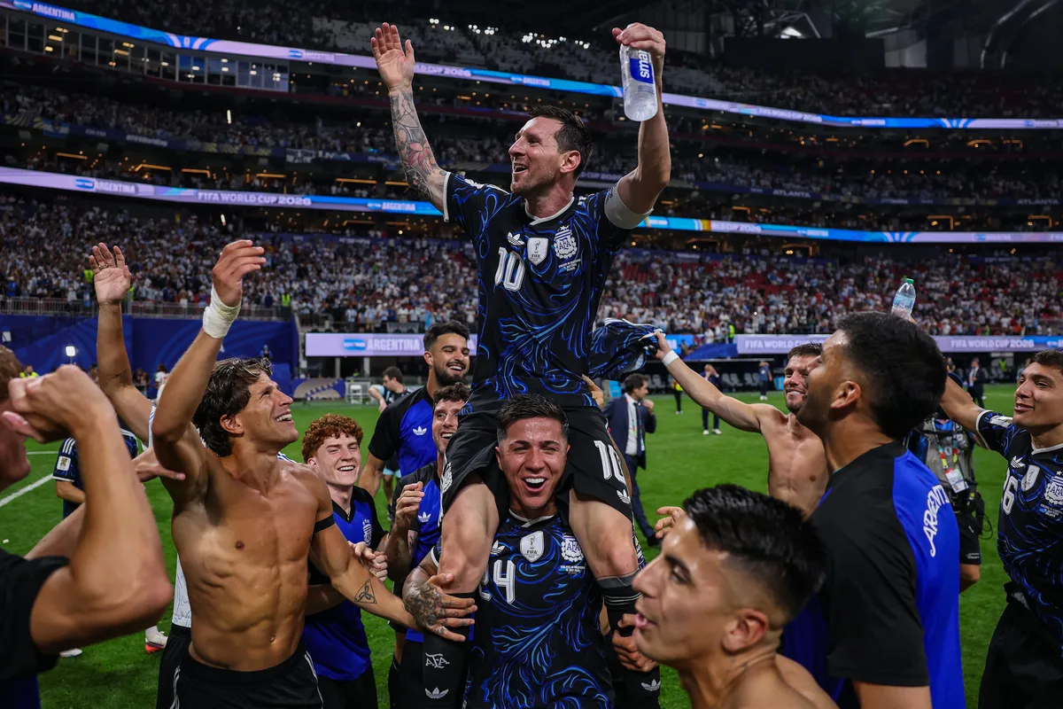 La última función mundial de Leo Messi, el Dios y el pibe de barrio