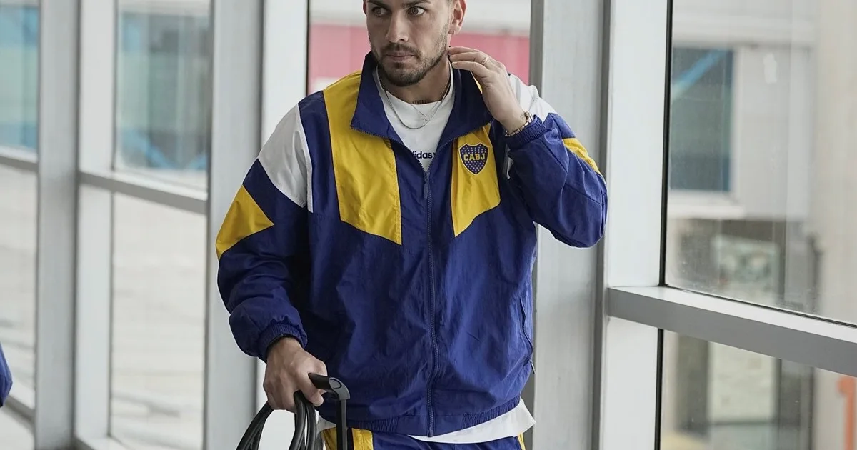Boca se subió al avión y ya está camino a Río
