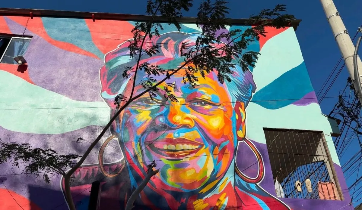 Ponto turistíco de Vitória ganha novo visual com arte urbana; veja vídeo
