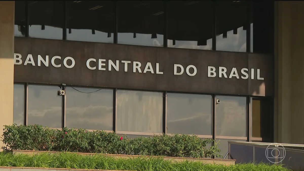 No 1º aumento em três meses, 'prévia do PIB' do Banco Central registra alta de 0,3% em agosto