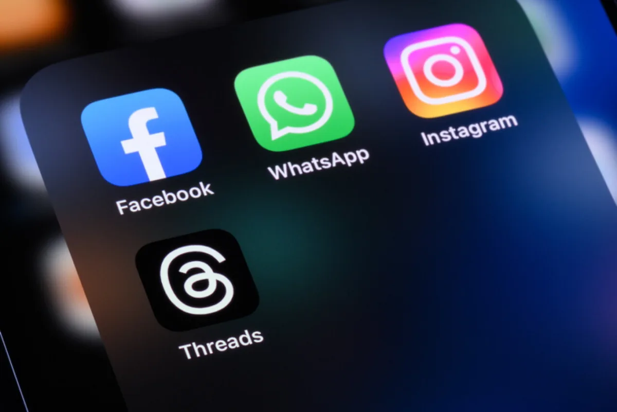 Meta implementará bloqueos nocturnos en Instagram como parte de un acuerdo por su caso de adicción a redes sociales