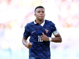Équipe de France. « Kylian sera mon capitaine » : Zinédine Zidane confirme qu’il laissera le brassard à Mbappé