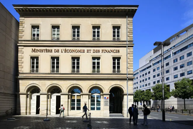 Le gouvernement propose de taxer les ultrariches, les députés refusent