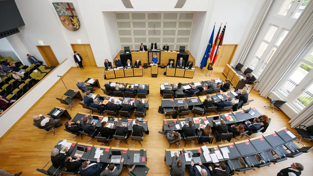 Landtag: Saar-Landtag will umfassend Bürokratie abbauen