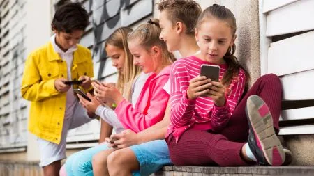 Social Media und Kinder: Prien will zügig ins Kabinett, bleibt aber weiter vage