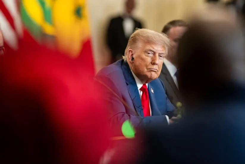 Justiça dos EUA impede governo Trump de alterar votação pelo correio