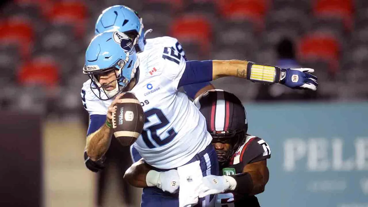 Argonauts’ Chad Kelly ruled out vs. Redblacks with apparent injury