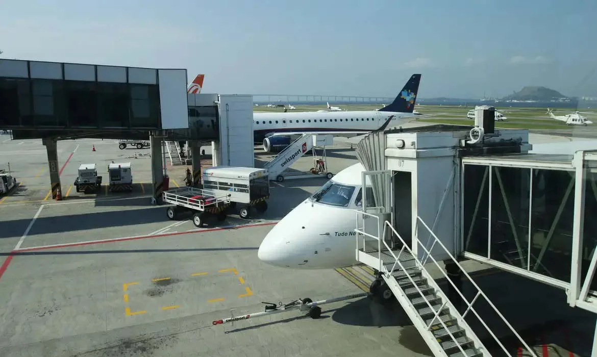 Preço do querosene de aviação tem reajuste médio de 13,9%
