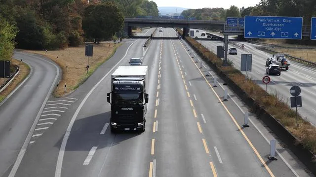 Lkw-Sonntagsfahrverbot: Gelockerte Sonntagsfahrverbote bringen kaum zusätzlichen Lkw-Verkehr
