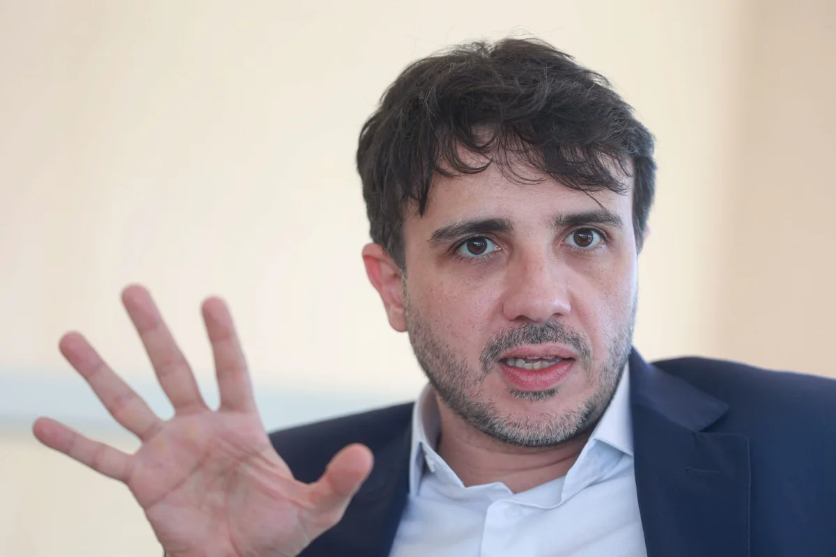 Toffoli revoga decisão que restringiu campanha de Renan Santos