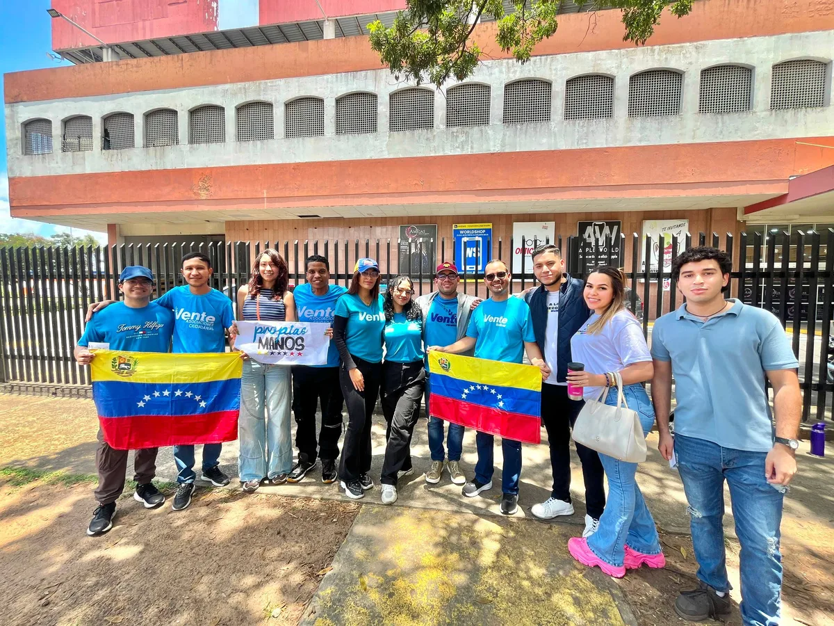 Jóvenes de Vente Venezuela en Bolívar se movilizaron para exigir liberación de presos políticos