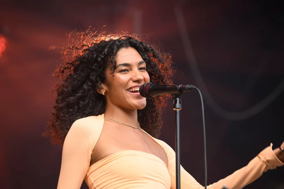 Olivia Dean, KATSEYE, 5SOS And More: Lollapalooza India Full Lineup