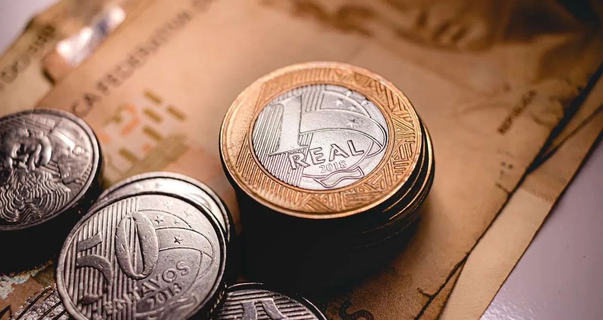 Títulos públicos e ETFs disparam no 1º semestre; investimentos chegam a R$ 9,1 trilhões