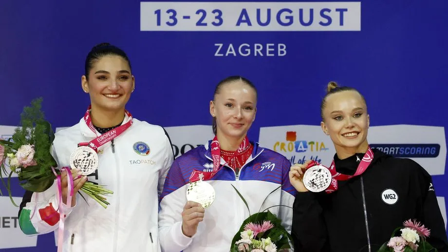 Gymnastique : le doublé or-argent pour la Tourangelle Elena Colas en finale par agrées aux championnats d'Europe