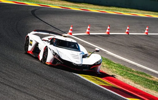 WATCH | Praga Bohema sets new lap record at Spa-Francorchamps