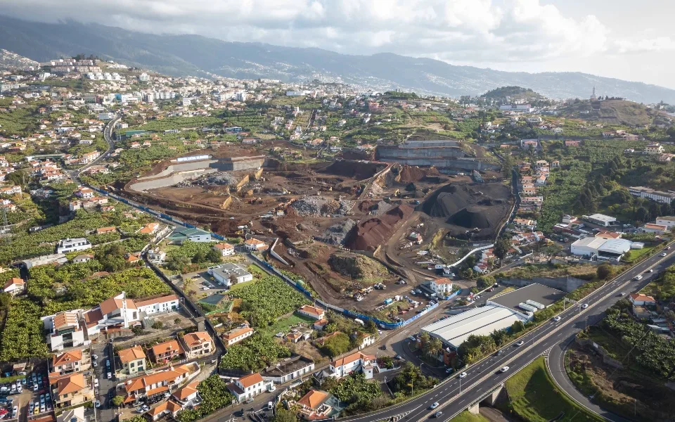 Apresentadas três propostas para a terceira fase da construção do Novo Hospital da Madeira