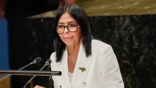 Delcy Rodríguez usou pregadeira na ONU... com região que Venezuela quer?