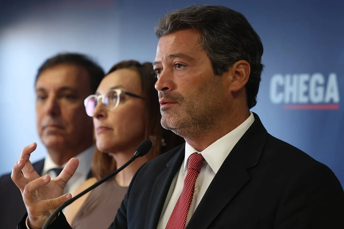 Ventura ameaça apresentar moção de censura no dia 1 caso Montenegro não demita MAI