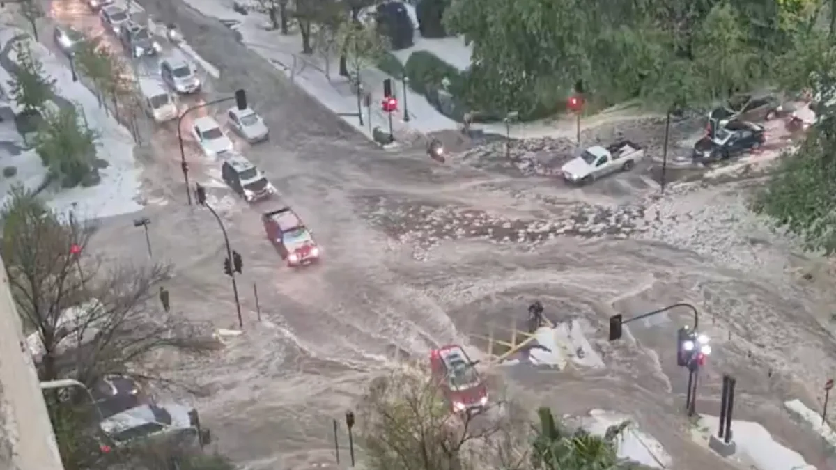 Chile declaró alerta roja en Santiago por un temporal con inundaciones y evacuaciones