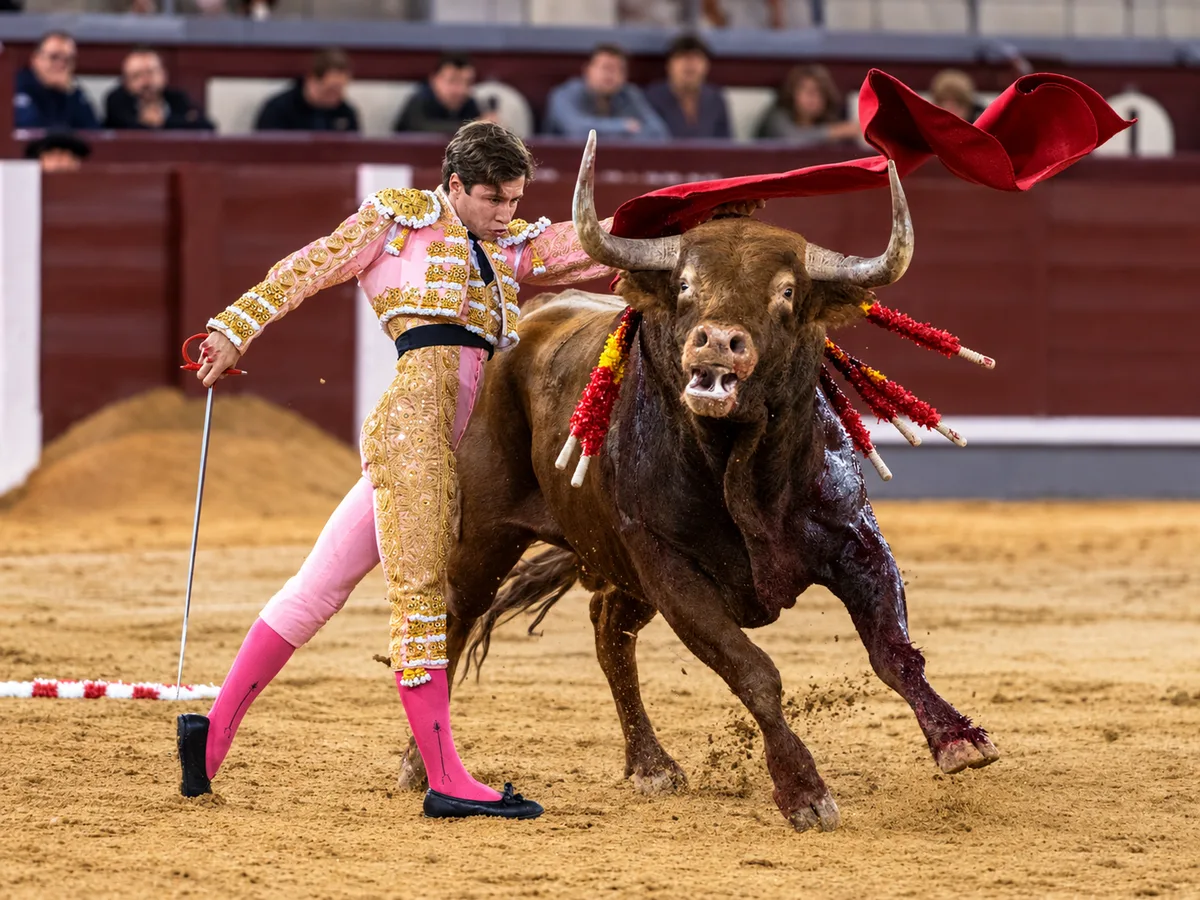 Christian Parejo, la forja de yunque de un torero criado entre mujeres: del exilio en Francia a la revelación del verano en Madrid