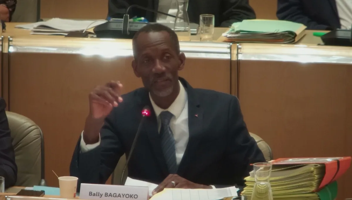 VIDÉO. Vote contre l’excision à Saint-Denis : quand Bally Bagayoko s'abstient et cafouille