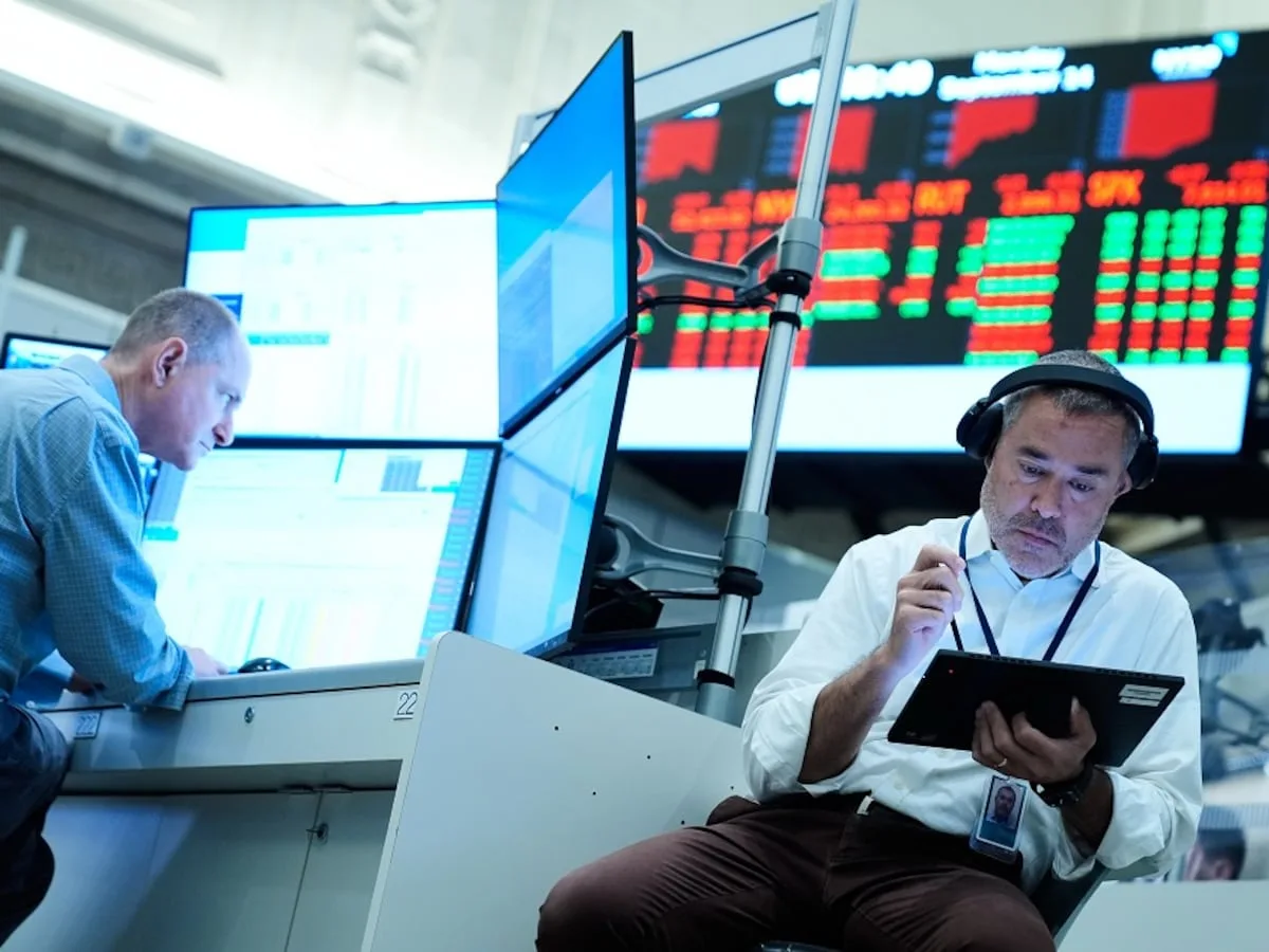 Pressure from the bond market hits a new level on Wall Street